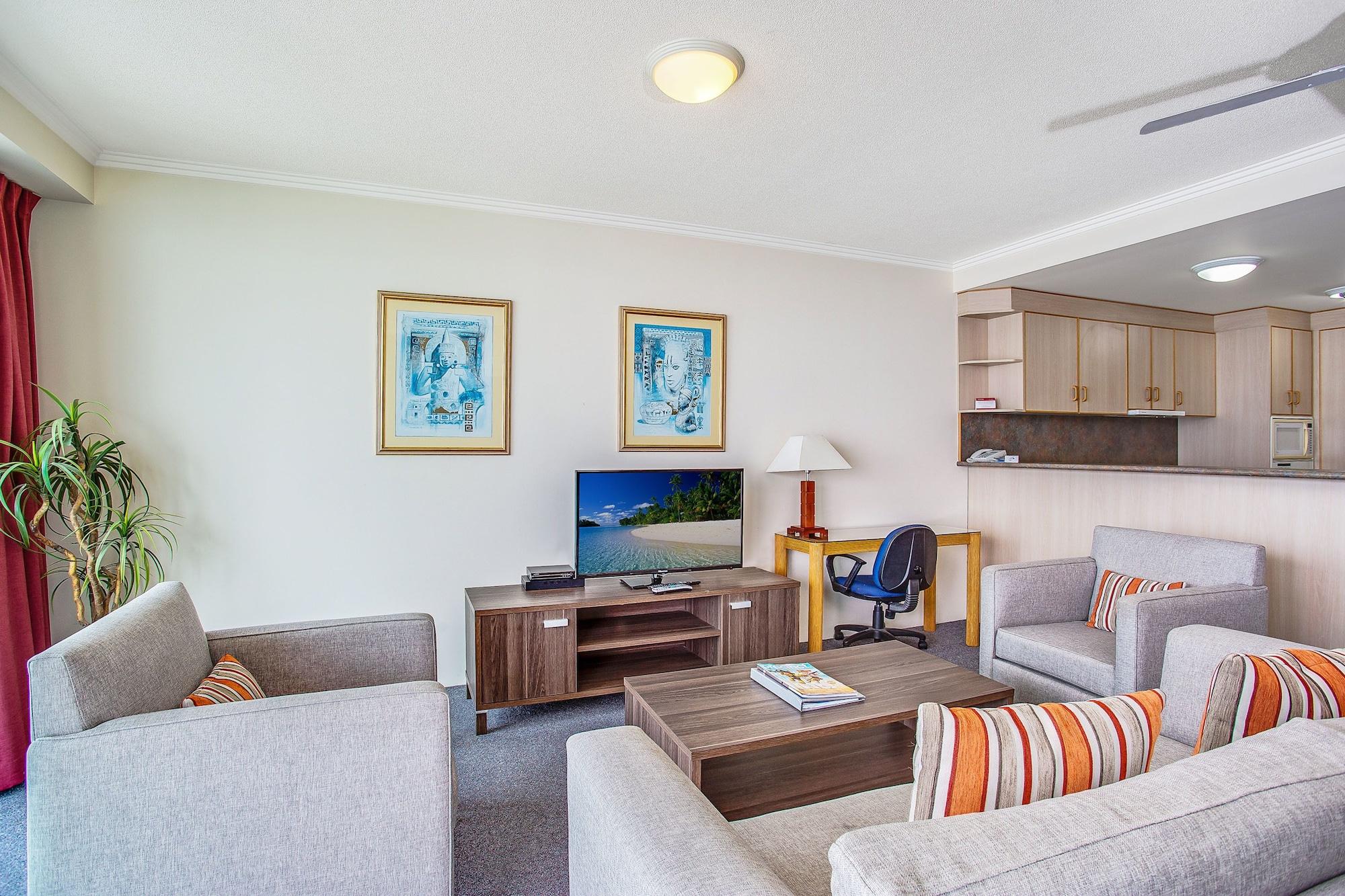 Mantra Sun City Gold Coast Exterior photo
