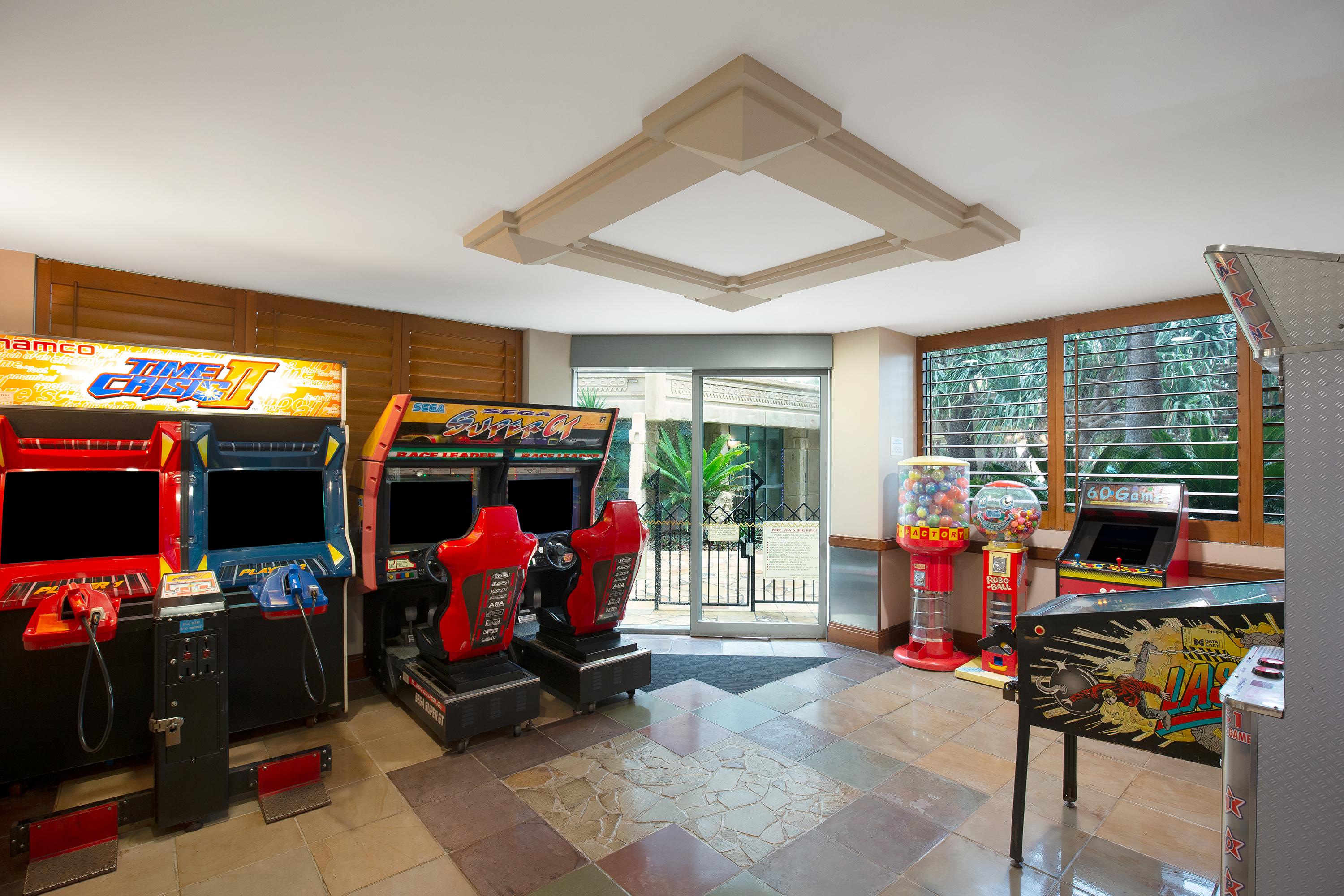 Mantra Sun City Gold Coast Exterior photo