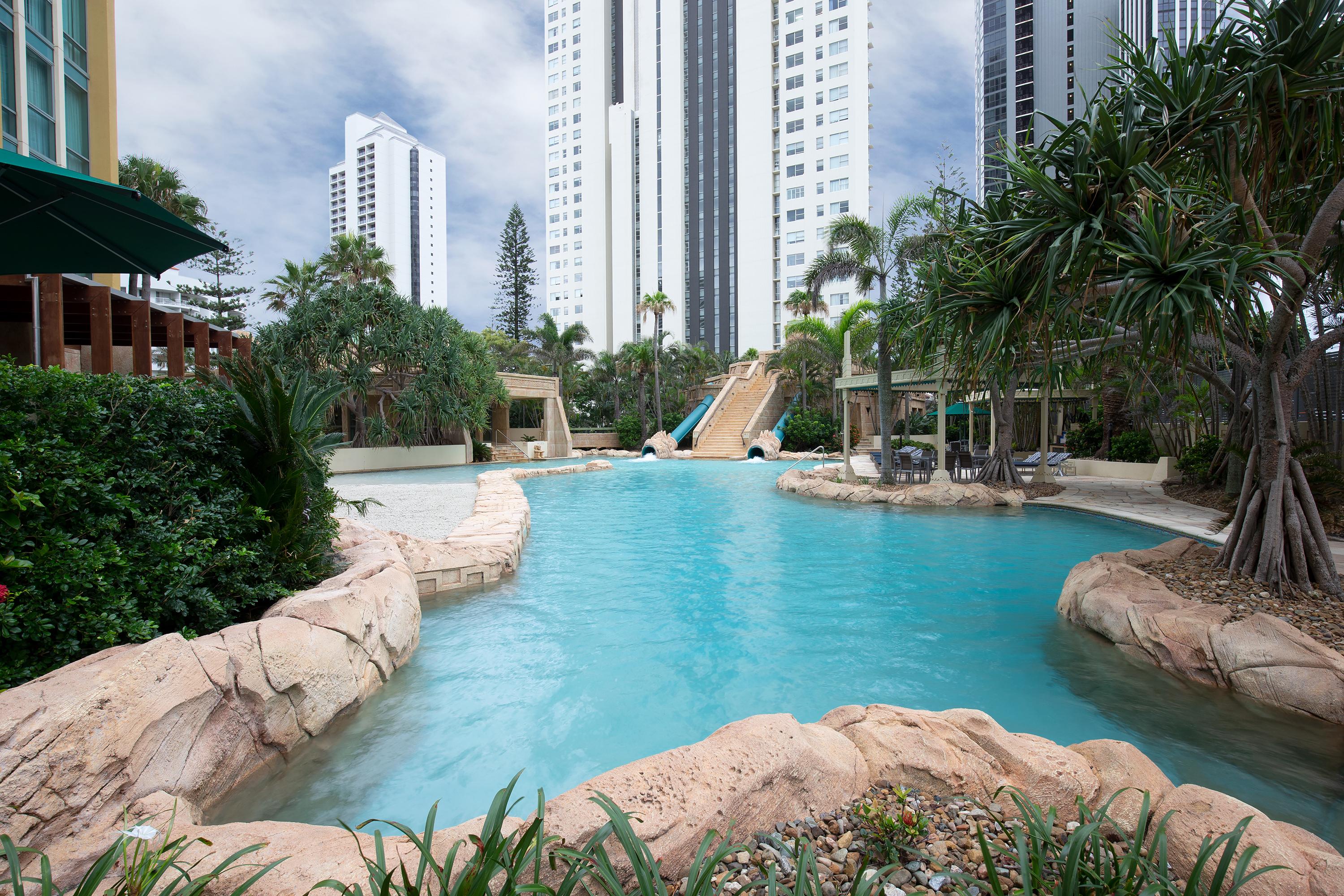 Mantra Sun City Gold Coast Exterior photo